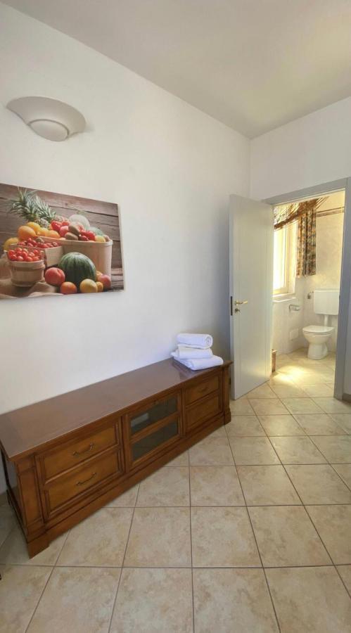 Casa Vacanze Torre Dell Orso Piazza 100M Dal Mare Torre dell'Orso Esterno foto