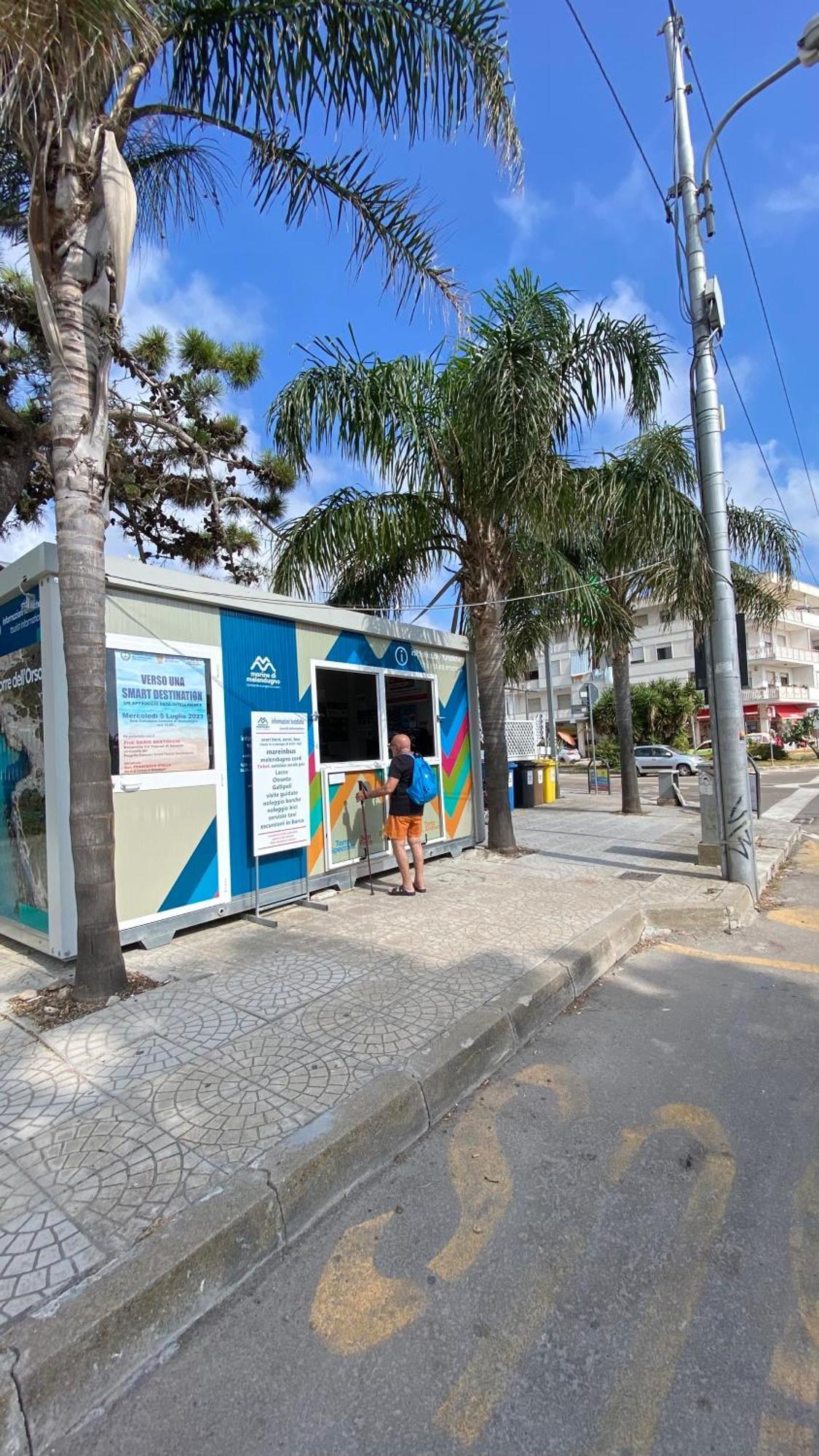Casa Vacanze Torre Dell Orso Piazza 100M Dal Mare Torre dell'Orso Esterno foto
